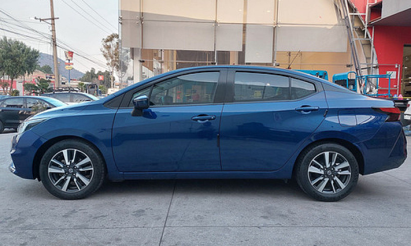 Nissan Versa 2020...