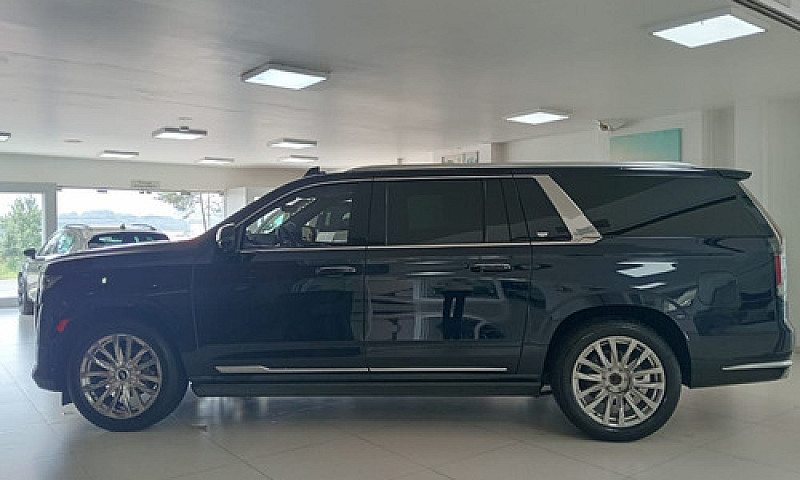 Cadillac Escalade 20...