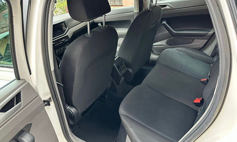 Volkswagen Virtus 1....