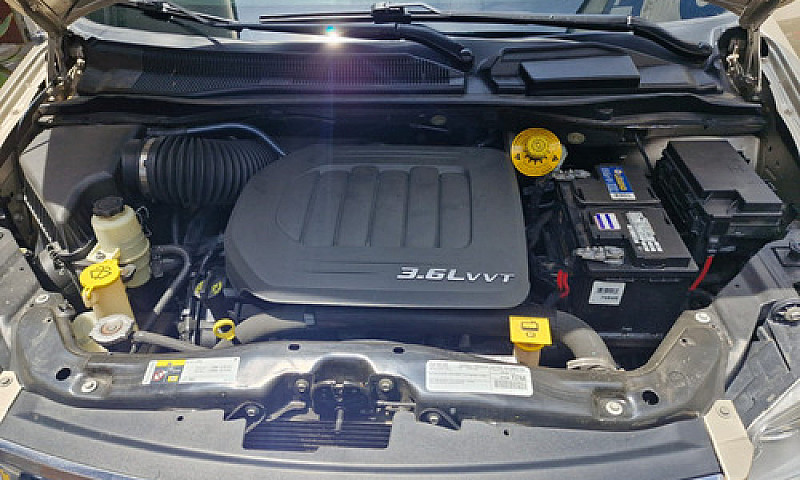 Chrysler Town & Coun...