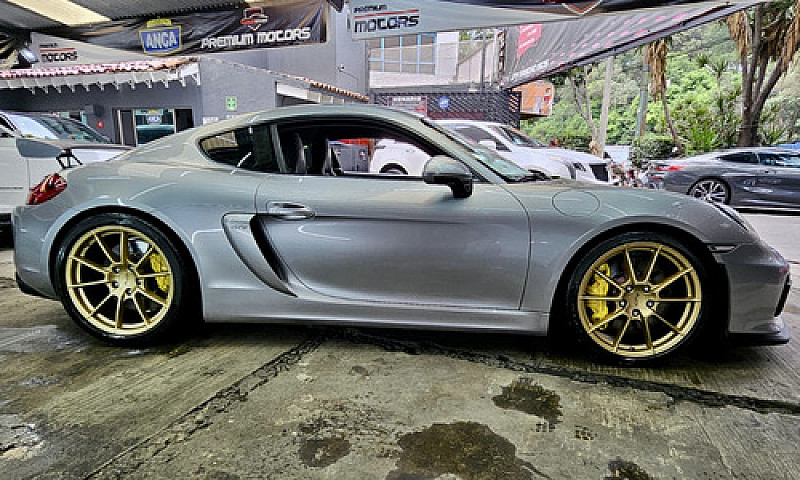 Porsche Cayman 2016...