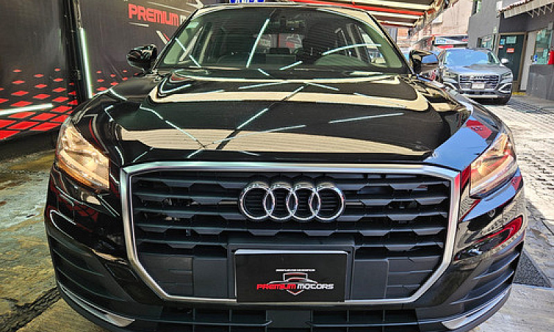 Audi Q2 2020...