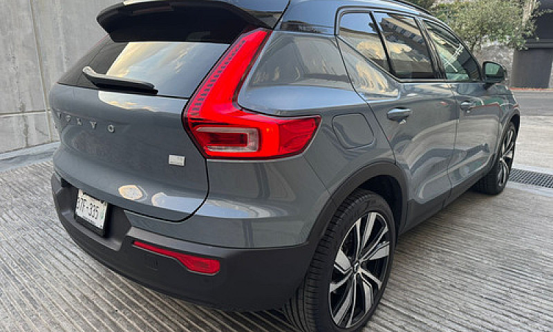 Volvo Xc40 2022...