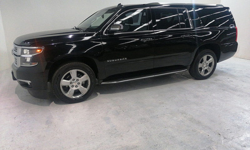 Chevrolet Suburban 2...
