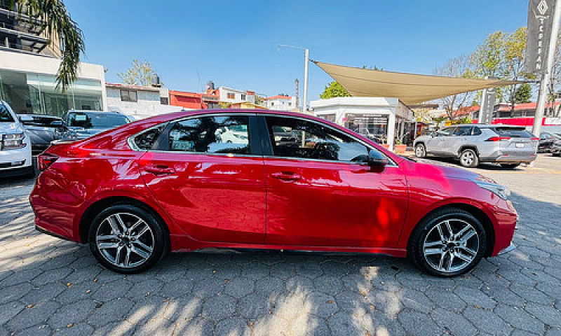 Kia Forte Sedan 2021...