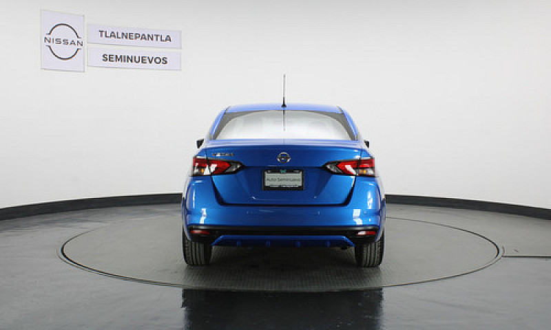 Nissan Versa 2022...