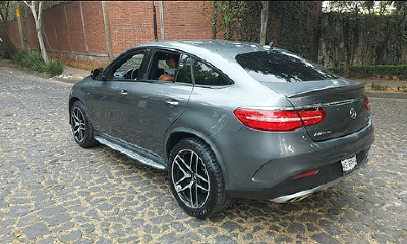 Mercedes-Benz Clase ...