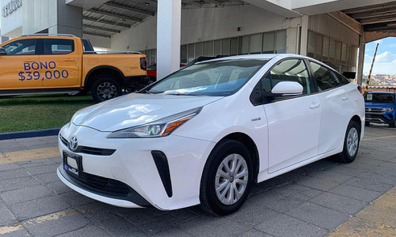 Toyota Prius 2019...