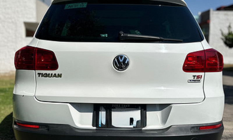 Volkswagen Tiguan 1....