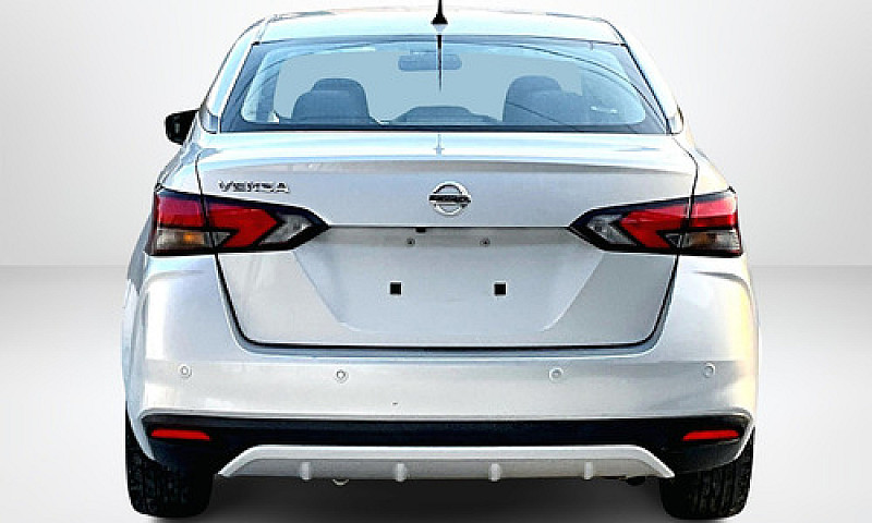 Nissan Versa 2022...