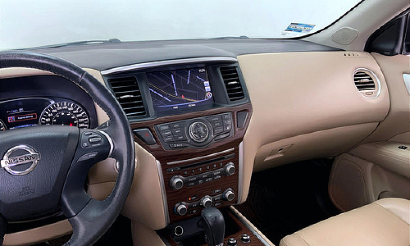 Nissan Pathfinder 20...