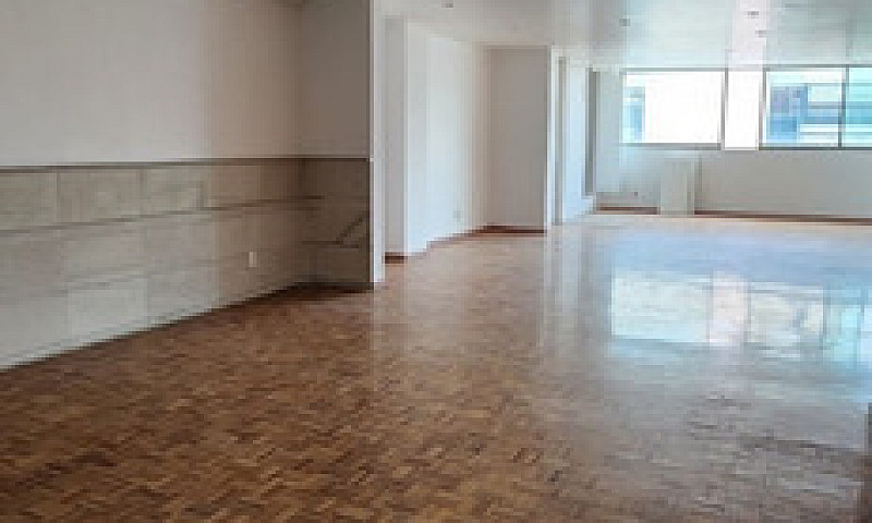 Departamento En Pola...