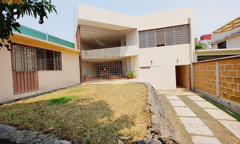 Casa En Venta En Fra...