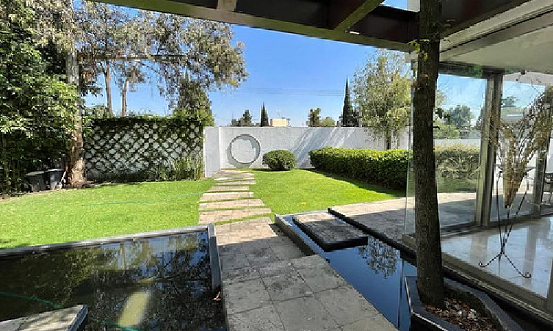 Venta Casa  Jardines...