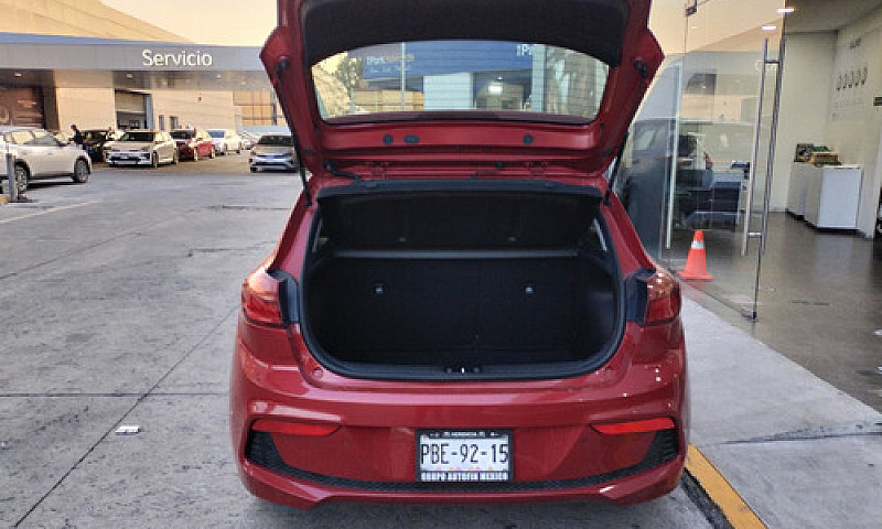 Hyundai  Accent  202...