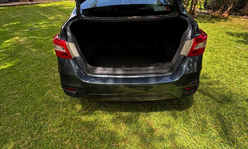 Nissan Sentra 1.8 Ex...