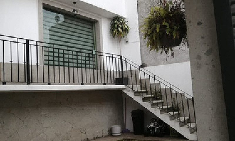 Hermosa Casa En Vent...