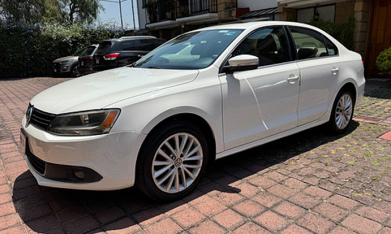 Volkswagen Jetta 2.5...