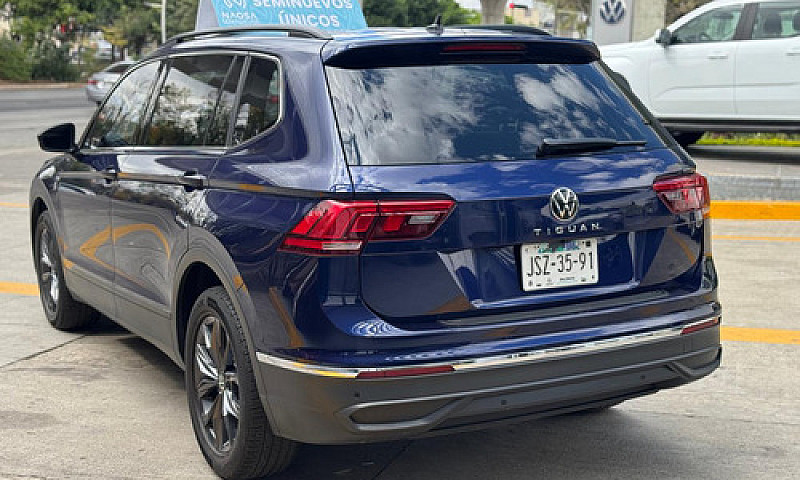 Volkswagen Tiguan 1....