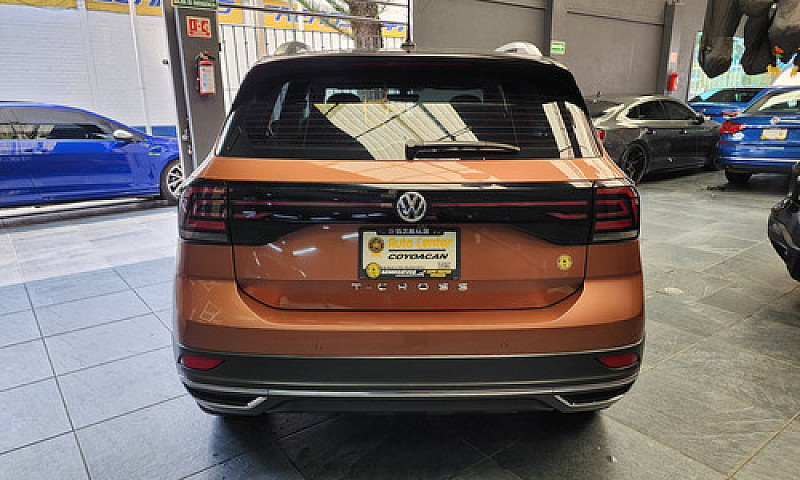 Volkswagen T-Cross 1...