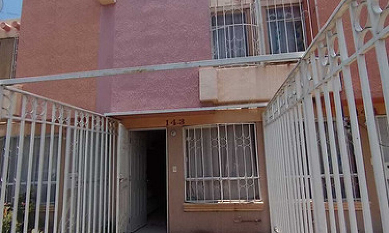Casa En Venta, Héroe...