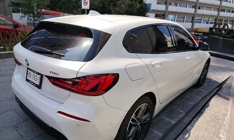 Bmw  Serie 1  2023...