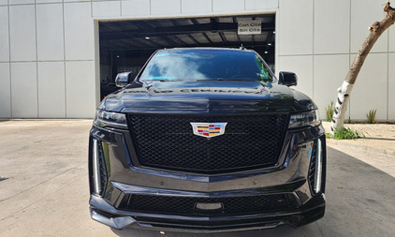 Cadillac Escalade-V ...