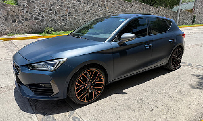 Cupra Leon 300Hp...