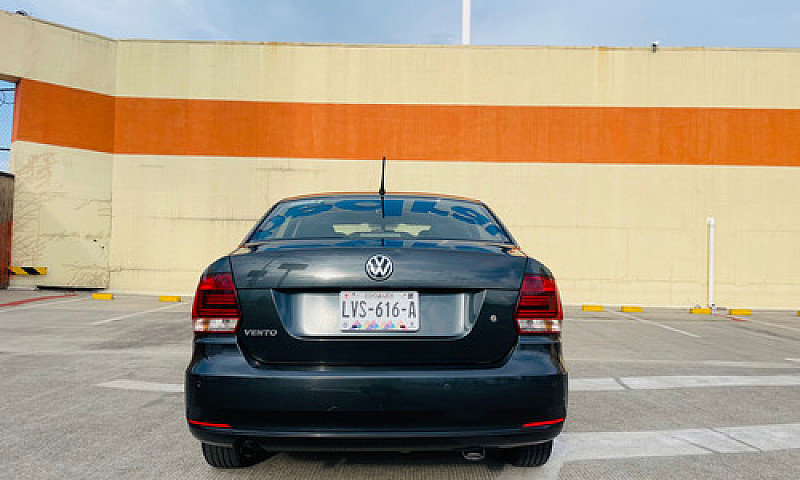 Volkswagen Vento 1.6...