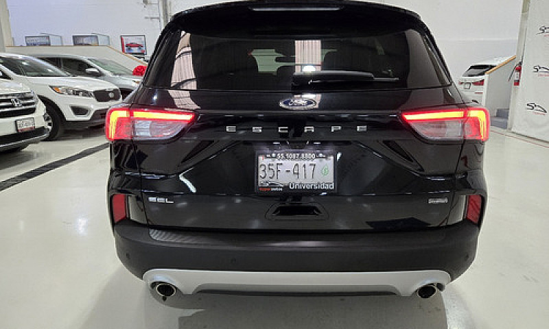 Ford  Escape  2021...
