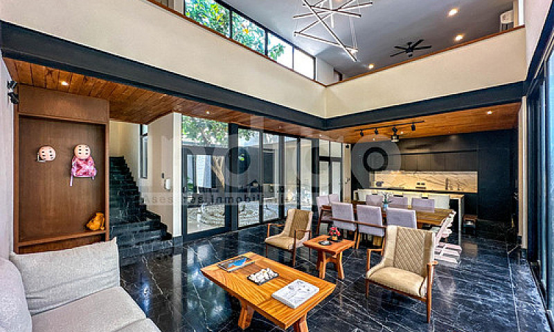 Casa En Venta En Mér...