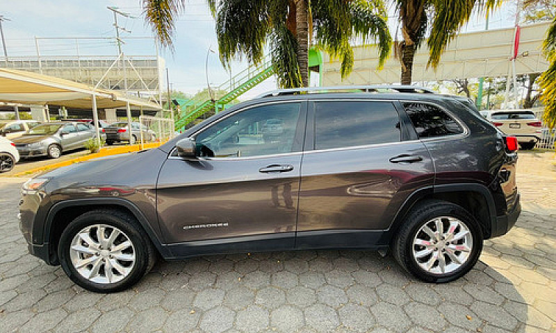 Jeep Cherokee 2017...