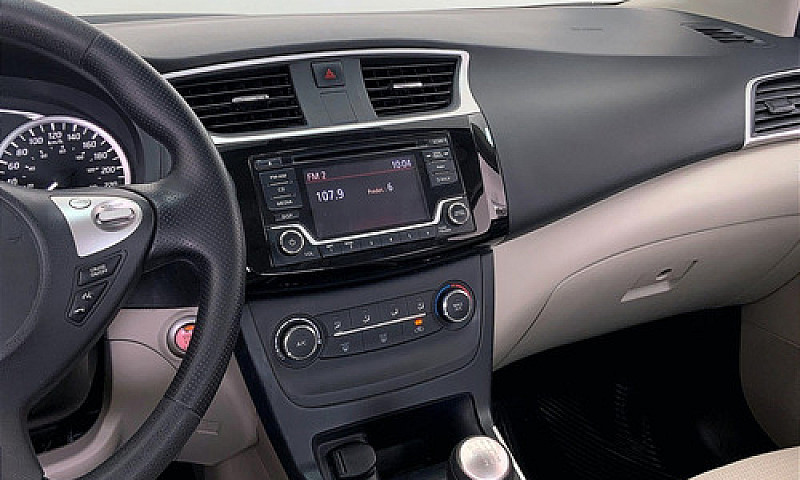 Nissan Sentra 2019...