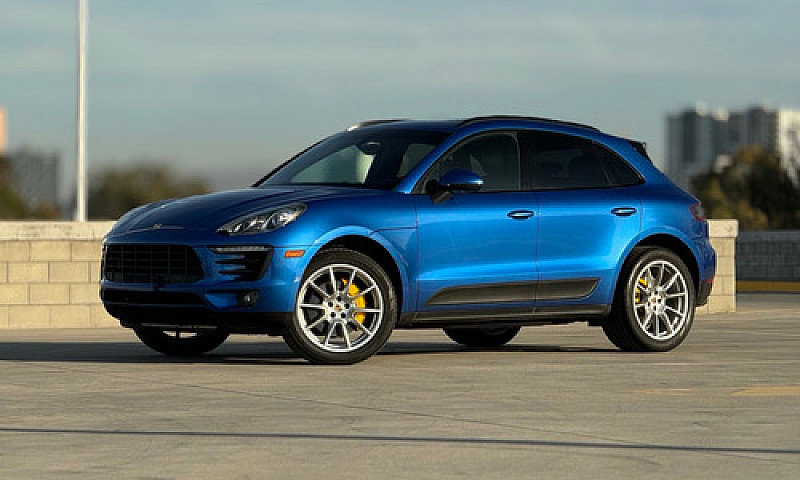 Porsche Macan S...