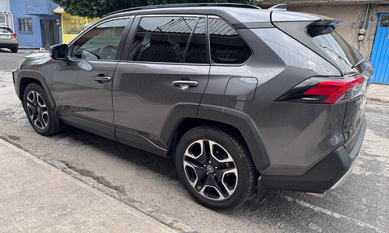 Toyota Rav4 2.5 Adve...