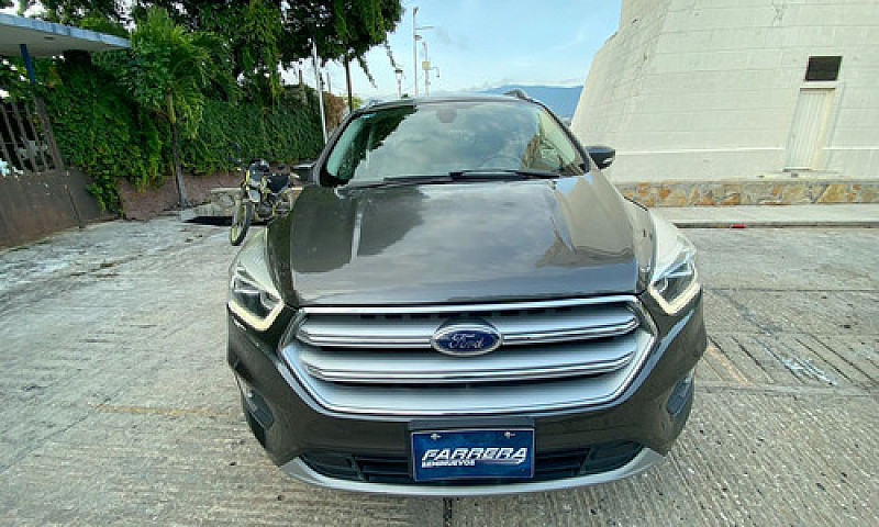 Ford Escape 2018...