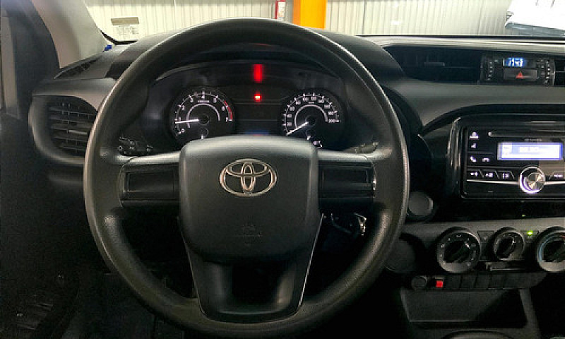 Toyota Hilux 2020...