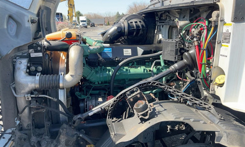 Volvo Vnl 2016 Motor...