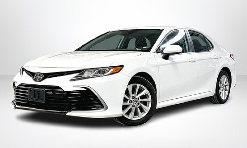 Toyota Camry 2021...