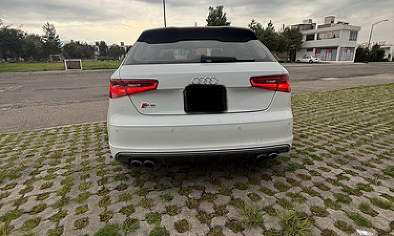 Audi S3...