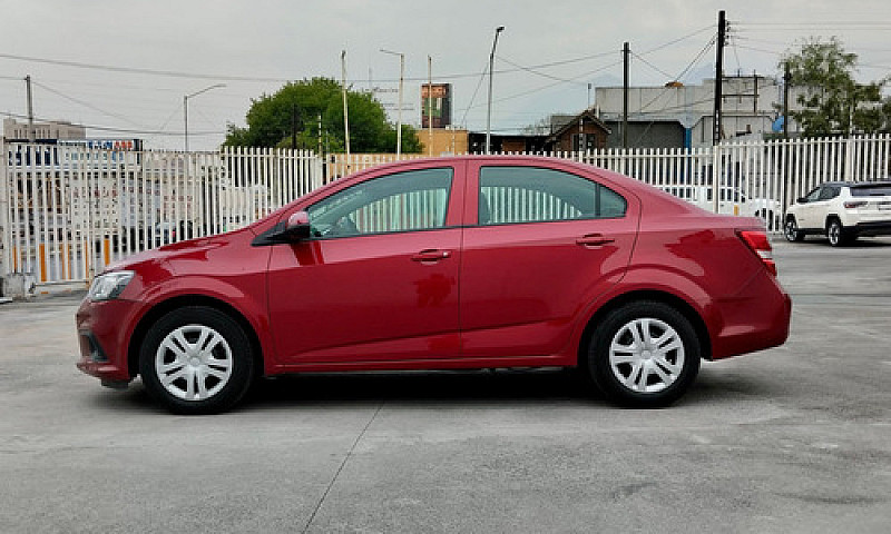 Chevrolet Sonic 2017...