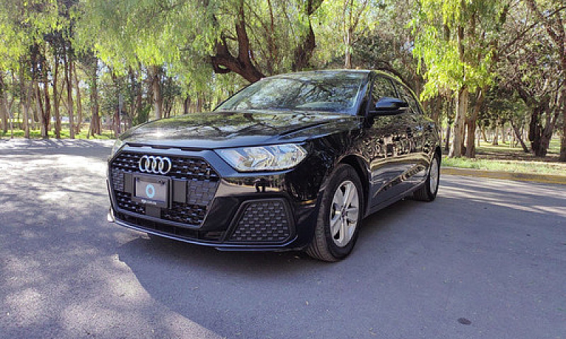 Audi A1 2023...