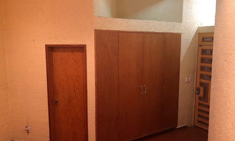 Casa En Venta Con Es...
