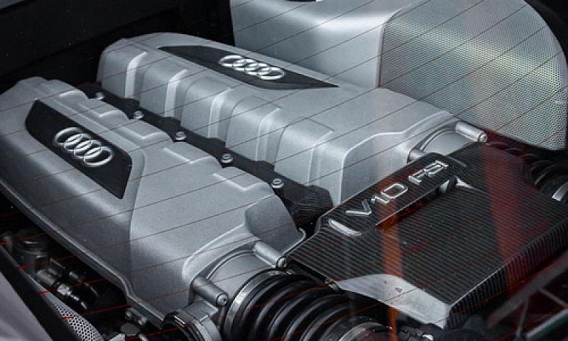 Audi R8 5.2L V10 Qua...