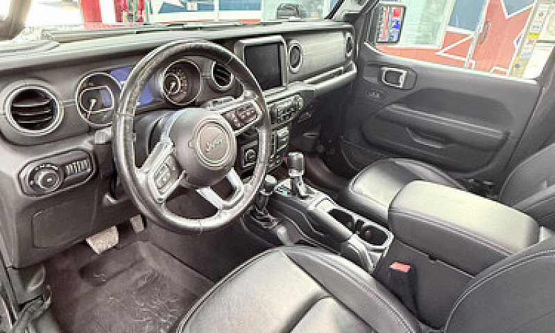 Jeep Wrangler 3.7 Un...