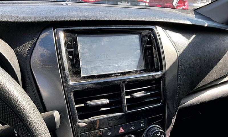 Toyota Yaris 2022...