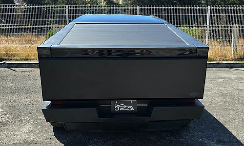Tesla Cybertruck Cyb...