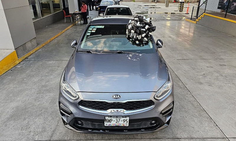 Kia Forte Sedan 2020...