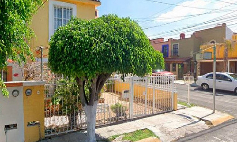 Casa - Remate Bancar...