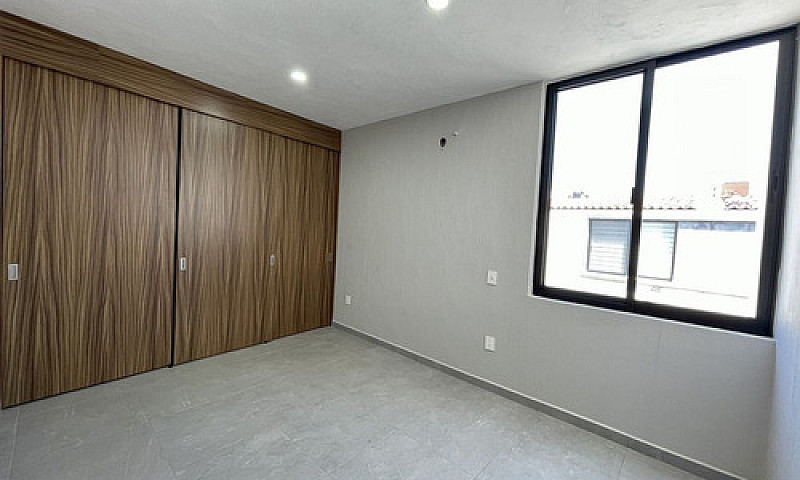 Casa En Venta En Fra...